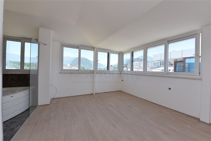 Пентхаус с видом на горную реку Дим-Чай