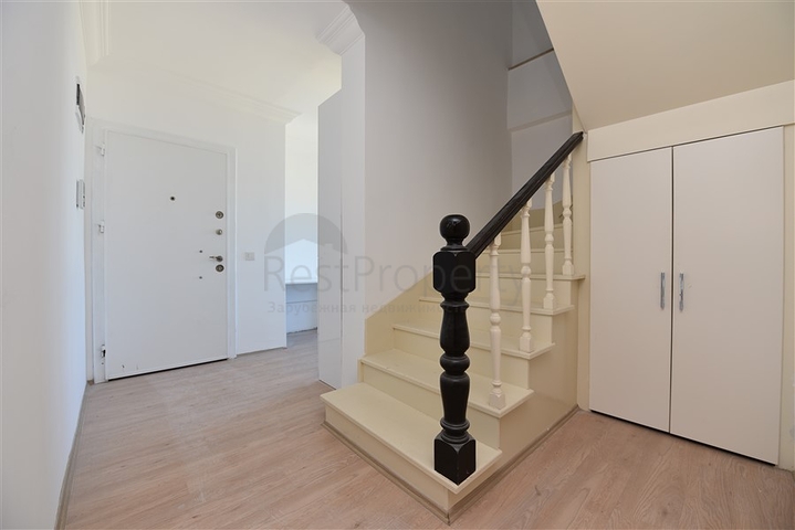 Пентхаус с видом на горную реку Дим-Чай