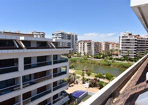 Пентхаус с видом на горную реку Дим-Чай