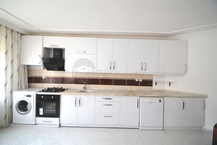 Недорогая меблированная квартира 2+1 в Махмутларе