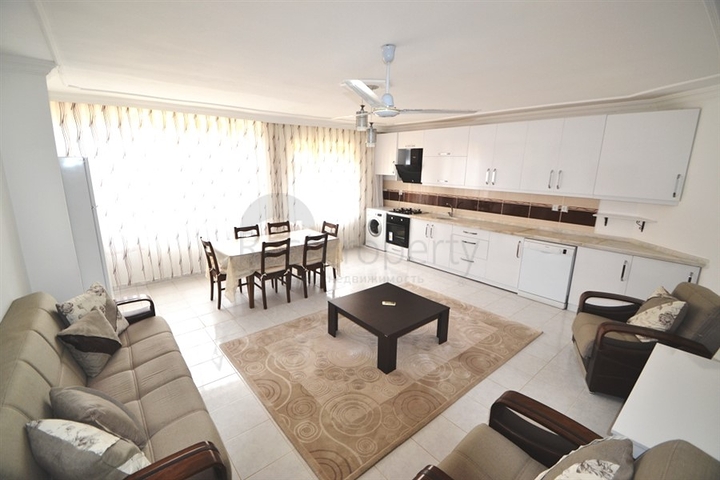 Недорогая меблированная квартира 2+1 в Махмутларе