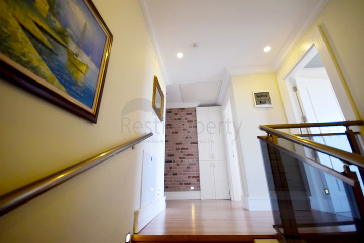 Вилла 3+1 в комплексе в районе Дошемеальты Анталья