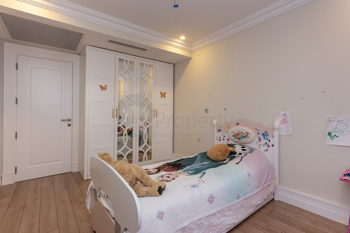 Вилла 3+1 в комплексе в районе Дошемеальты Анталья