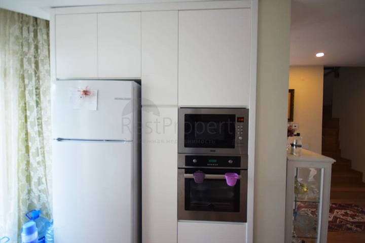 Вилла 3+1 в комплексе в районе Дошемеальты Анталья