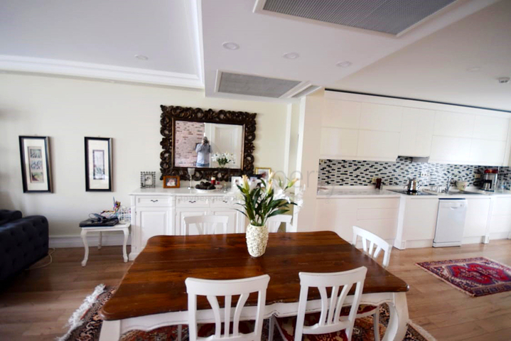 Вилла 3+1 в комплексе в районе Дошемеальты Анталья