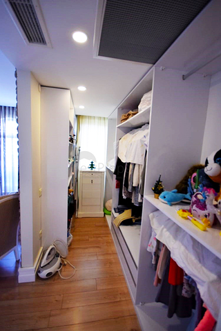 Вилла 3+1 в комплексе в районе Дошемеальты Анталья