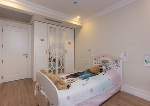 Вилла 3+1 в комплексе в районе Дошемеальты Анталья