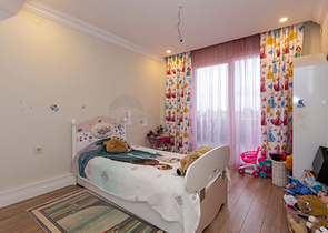 Вилла 3+1 в комплексе в районе Дошемеальты Анталья