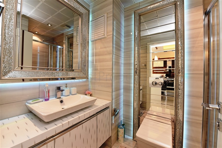 Апартаменты 1+1 с люксовой инфраструктурой в Махмутлар