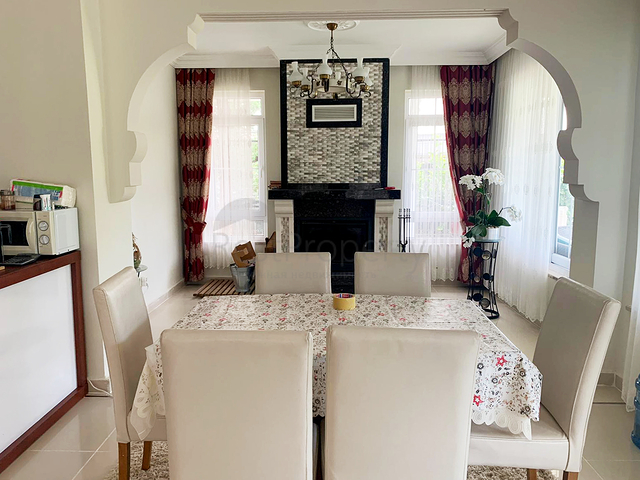 Вилла 3+1 с мебелью в самом центре города Кемера