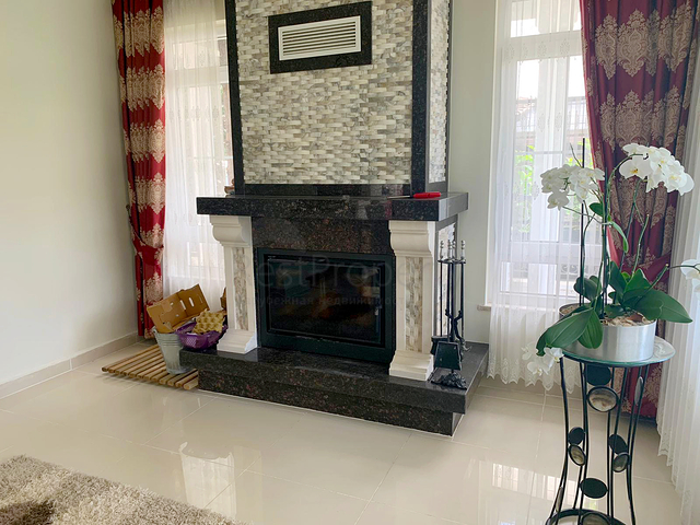 Вилла 3+1 с мебелью в самом центре города Кемера