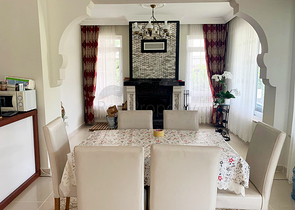 Вилла 3+1 с мебелью в самом центре города Кемера