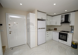 Квартира 3+1 с мебелью в Сарысу Коньяалты