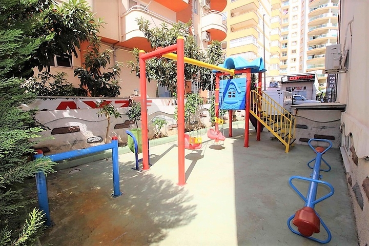 Меблированная трехкомнатная квартира в Махмутларе