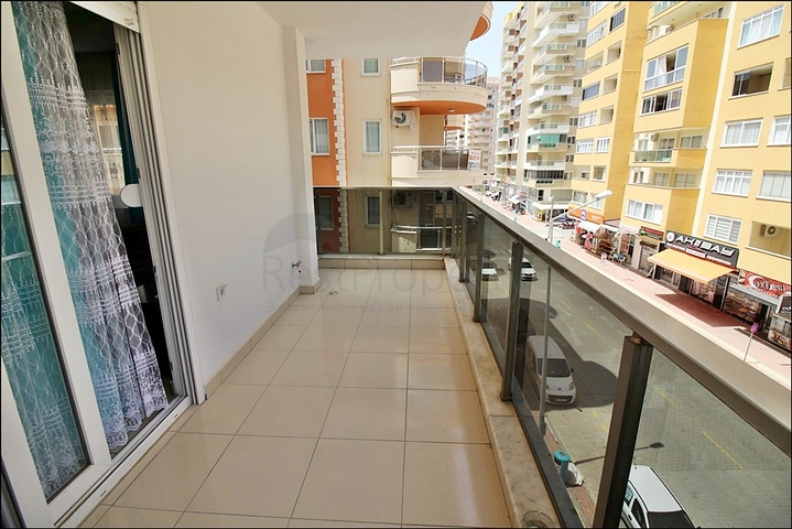 Меблированная трехкомнатная квартира в Махмутларе