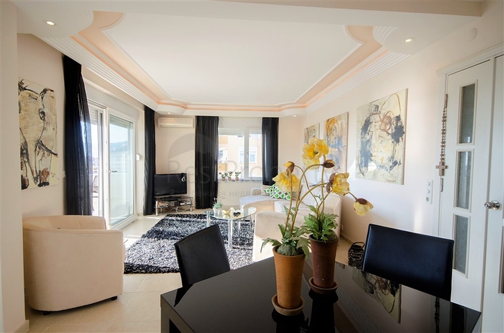 Трёхкомнатная квартира с видом на пляж Клеопатры