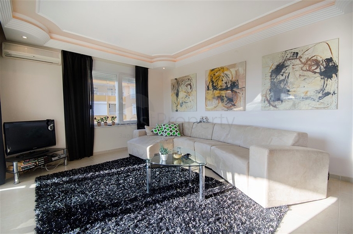 Трёхкомнатная квартира с видом на пляж Клеопатры