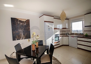 Трёхкомнатная квартира с видом на пляж Клеопатры