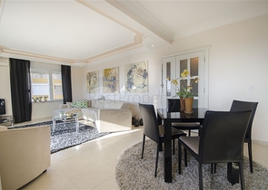 Трёхкомнатная квартира с видом на пляж Клеопатры