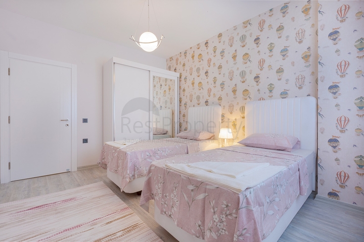 Трехкомнатная квартира в Махмутларе