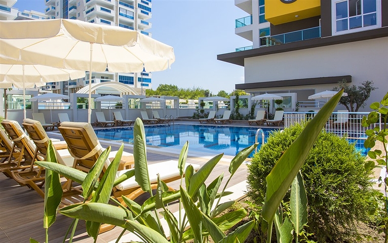 Меблированная двухкомнатная квартира в Махмутларе