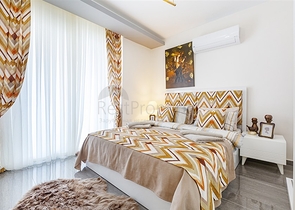 Меблированная двухкомнатная квартира в Махмутларе