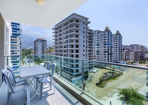 Меблированная двухкомнатная квартира в Махмутларе