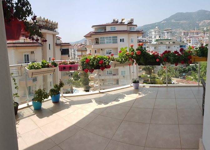 Меблированная квартира 2+1 с видом на море