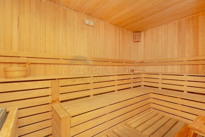 Апартаменты планировкой 2+1 в комплексе на первой береговой линии в Махмутлар