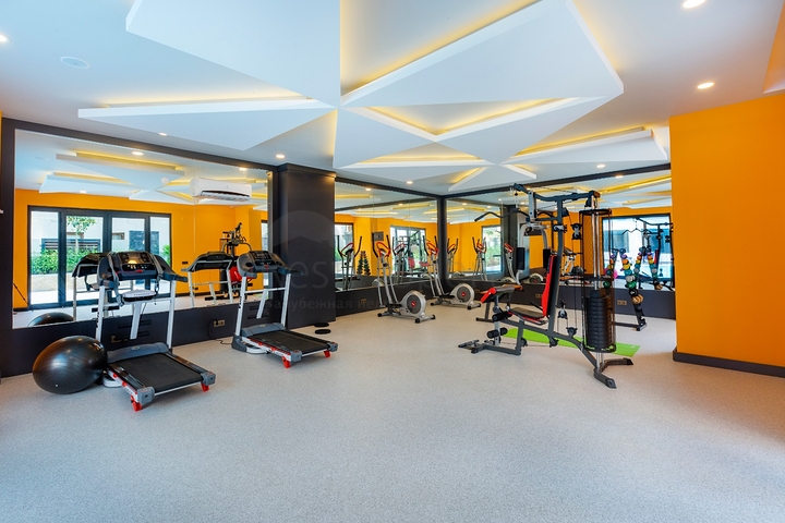 Апартаменты планировкой 2+1 в комплексе на первой береговой линии в Махмутлар