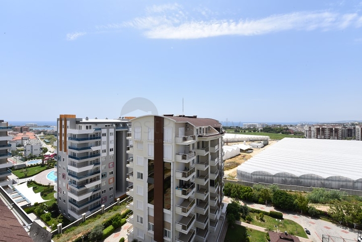 Пентхаус 3+1 для большой семьи в районе Авсаллар, Алания