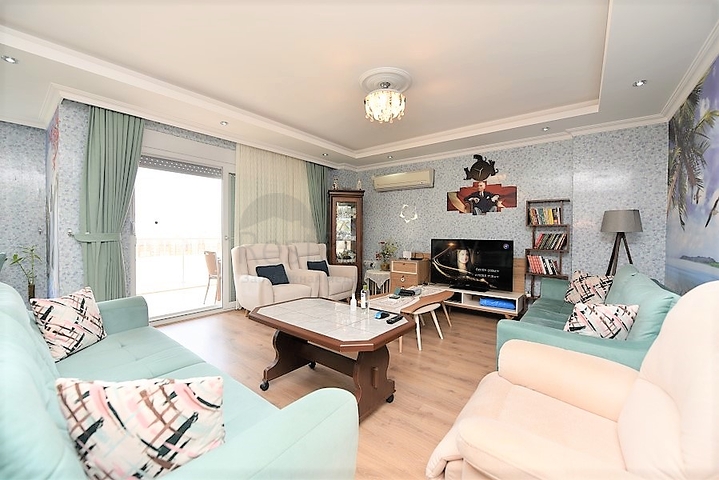 Пентхаус 3+1 для большой семьи в районе Авсаллар, Алания