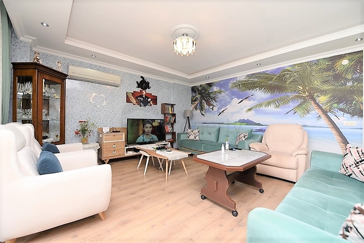 Пентхаус 3+1 для большой семьи в районе Авсаллар, Алания