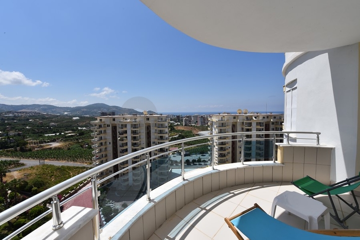 Просторная трёхкомнатная квартира в районе Махмутлар