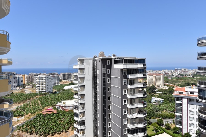 Просторная трёхкомнатная квартира в районе Махмутлар