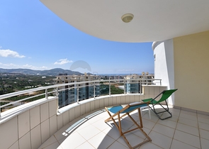 Просторная трёхкомнатная квартира в районе Махмутлар