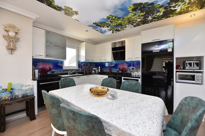 Меблированная квартира в районе Авсаллар с видом на море