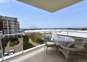 Меблированная квартира в районе Авсаллар с видом на море