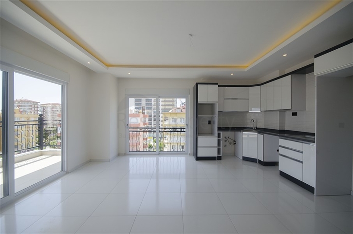 Пентхаус 3+1 в новом комплексе Махмутлара