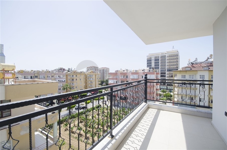 Пентхаус 3+1 в новом комплексе Махмутлара