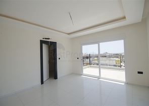 Пентхаус 3+1 в новом комплексе Махмутлара