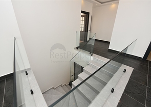 Просторный пентхаус с красивым видом в центре Аланьи