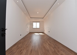 Просторный пентхаус с красивым видом в центре Аланьи