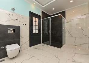 Просторный пентхаус с красивым видом в центре Аланьи