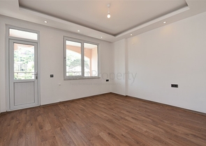 Просторный пентхаус с красивым видом в центре Аланьи