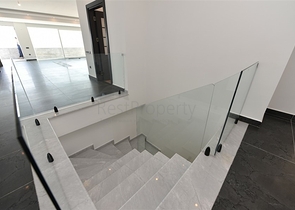 Просторный пентхаус с красивым видом в центре Аланьи