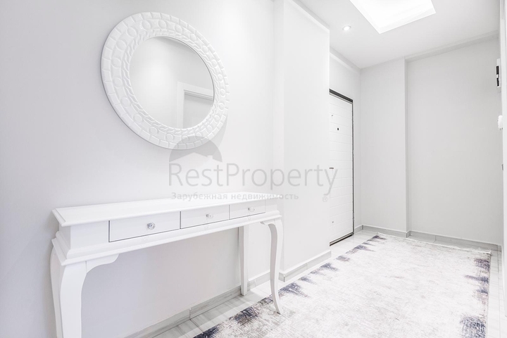 Меблированная двухкомнатная квартира в Авсалларе