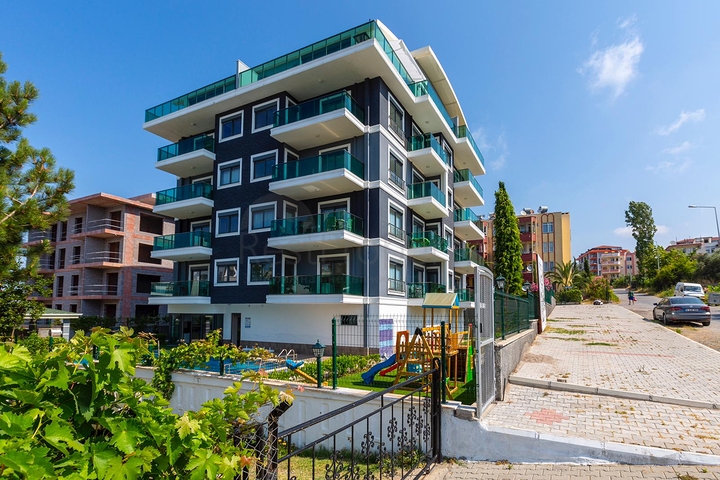 Меблированная двухкомнатная квартира в Авсалларе