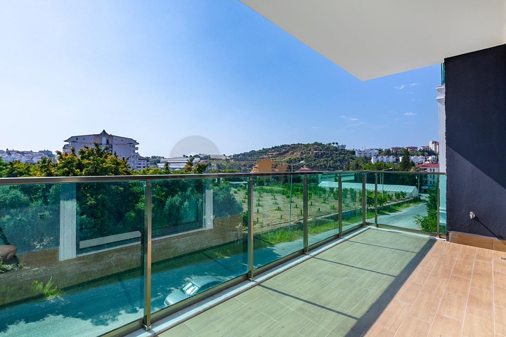 Меблированная двухкомнатная квартира в Авсалларе