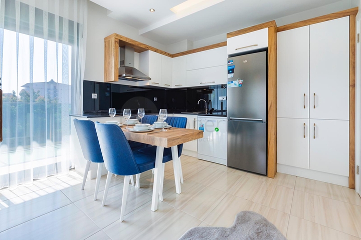 Меблированная двухкомнатная квартира в Авсалларе